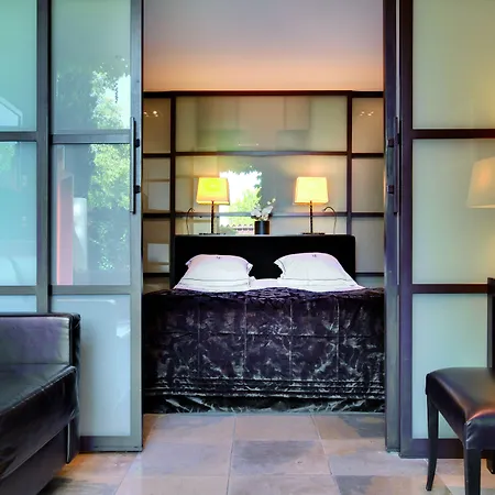 Otel Du Chateau & - Teritoria