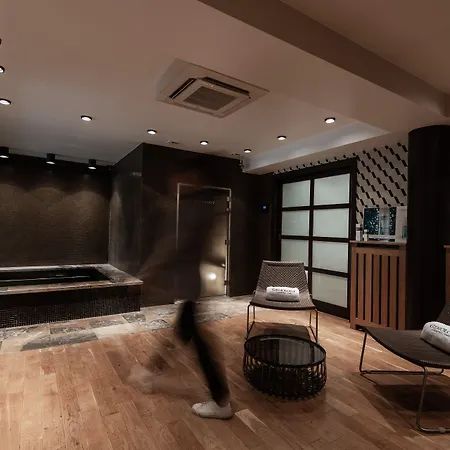 Du Chateau & - Teritoria 4* Carcasona