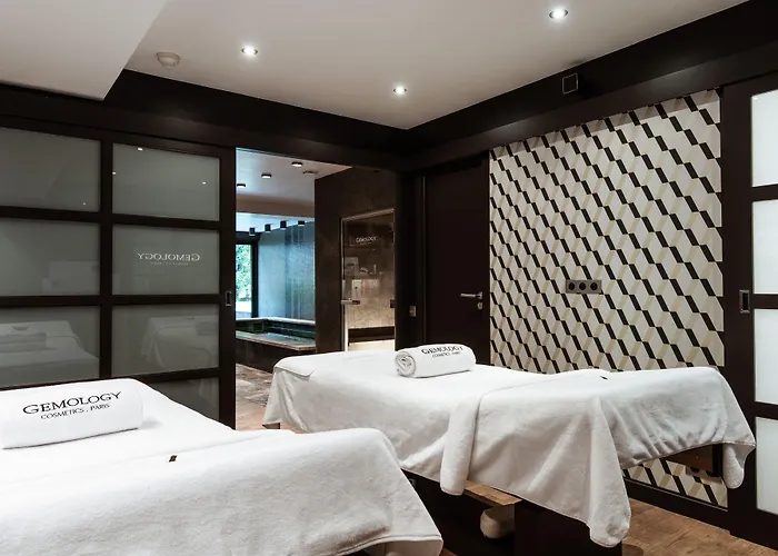 Hotel Du Chateau & - Teritoria