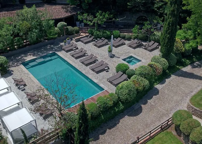 Du Chateau & - Teritoria